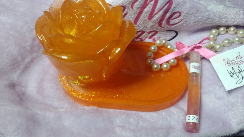 Resin made orange rose jar and matching plate