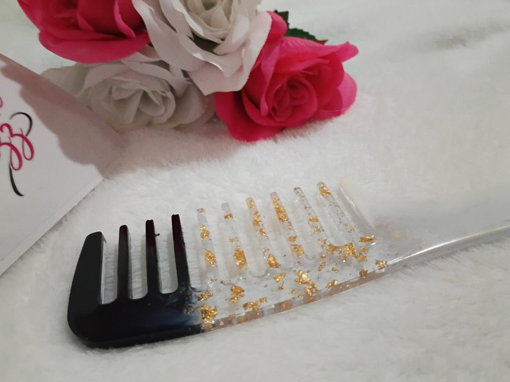 Handmade comb