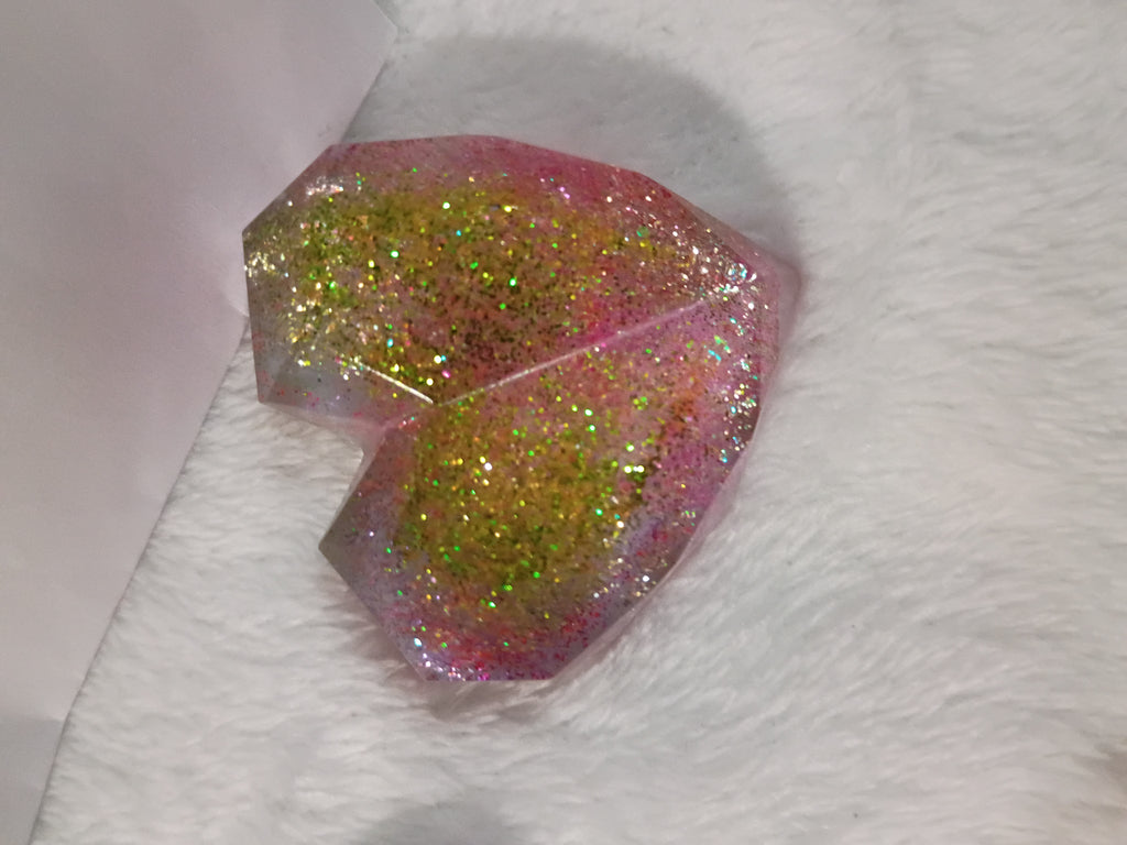 2 hearts made with resin