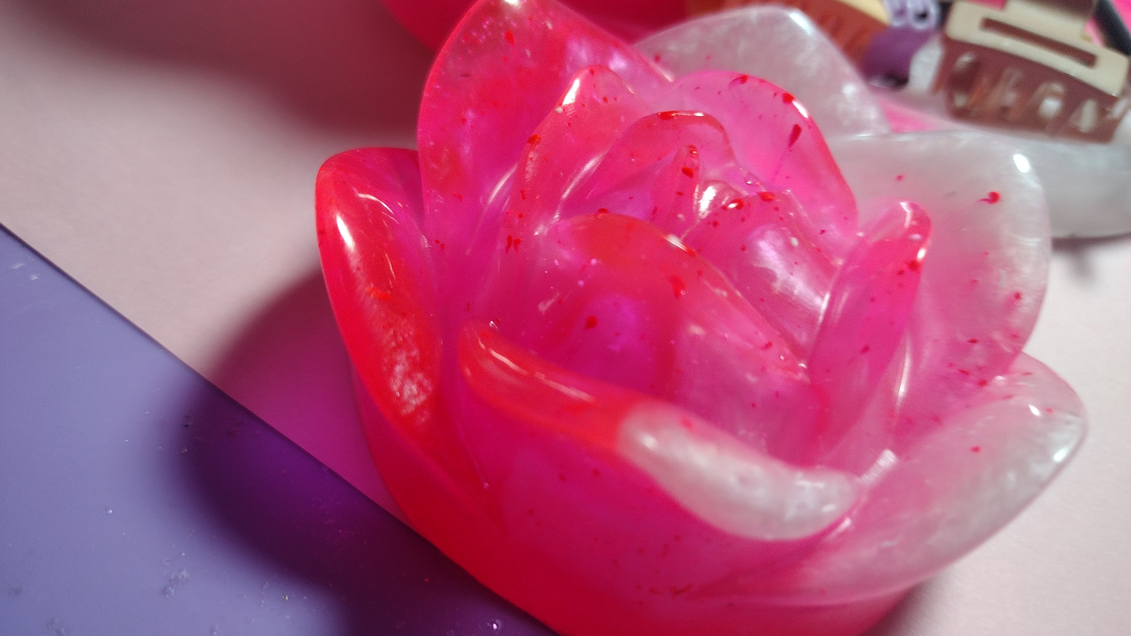 Pearl Rose Resin Jar Set