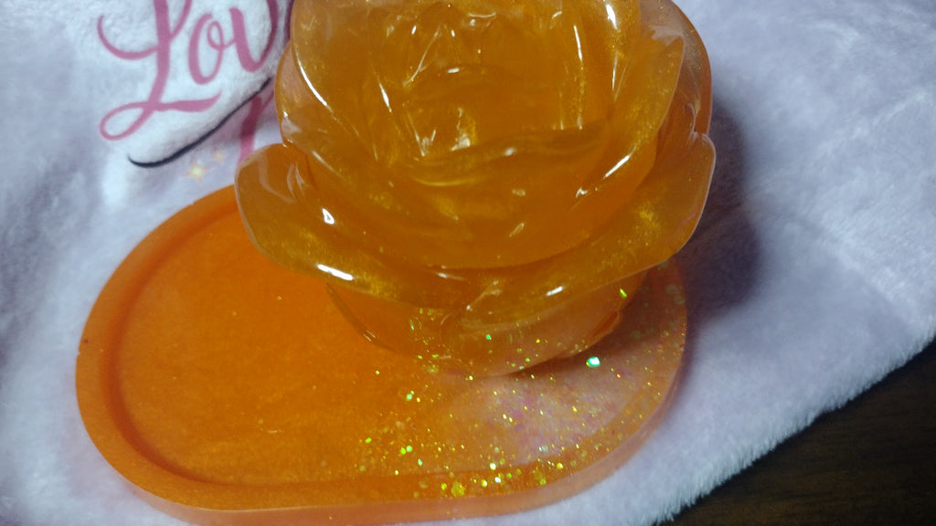 Resin made orange rose jar and matching plate
