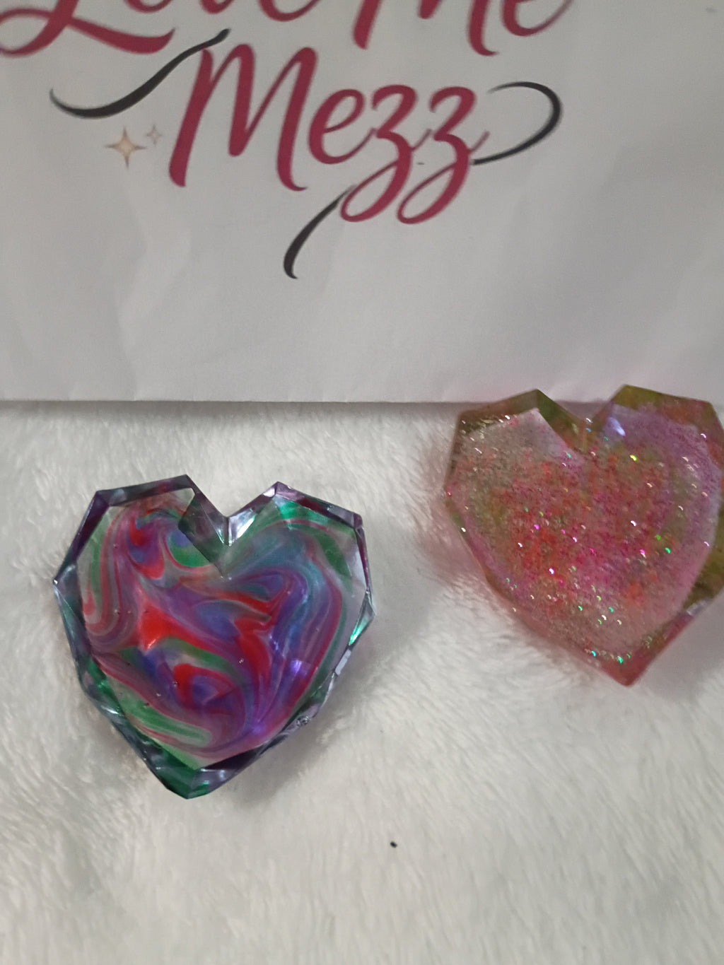 2 hearts made with resin
