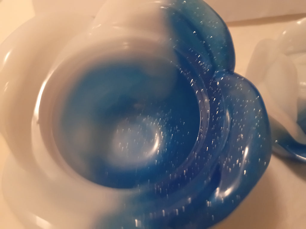Blue And White Rose jar